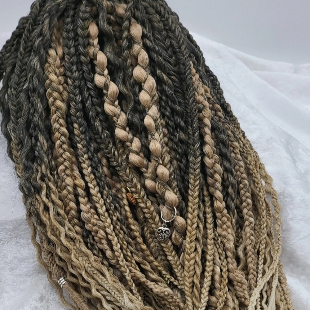 10 Double-ended Braid/Dreadlock